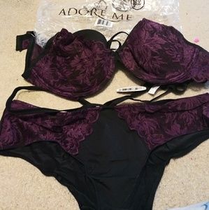 Bra and panty sets